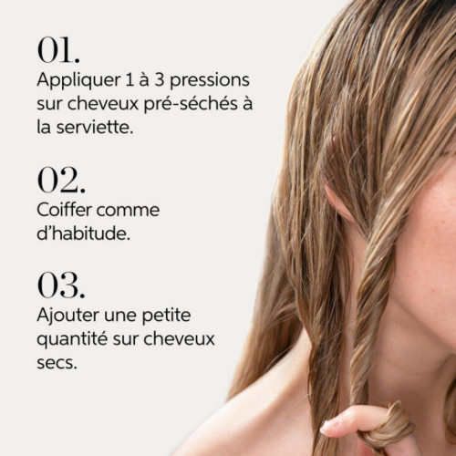 L'huile révélatrice - Oil Reflections est formulée avec des huiles précieuses qui nourrissent profondément les cheveux